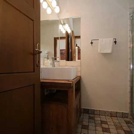 A Haz Guest house