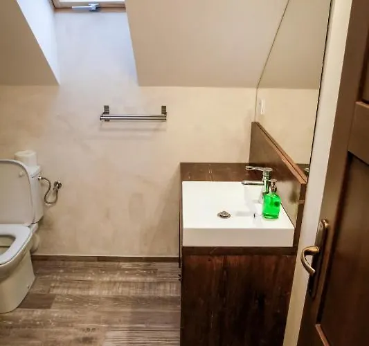 A Haz Гостевой дом Мишкольц