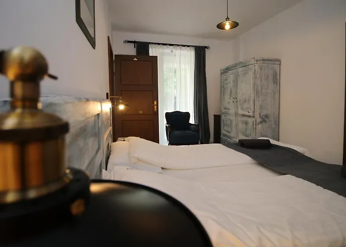 A Haz Гостевой дом Мишкольц