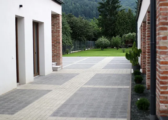 A Haz Гостевой дом Мишкольц